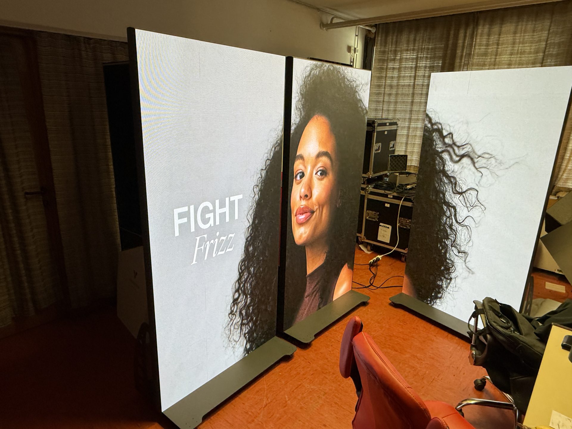 LED-Poster-3x2m-sestavljiv.jpg