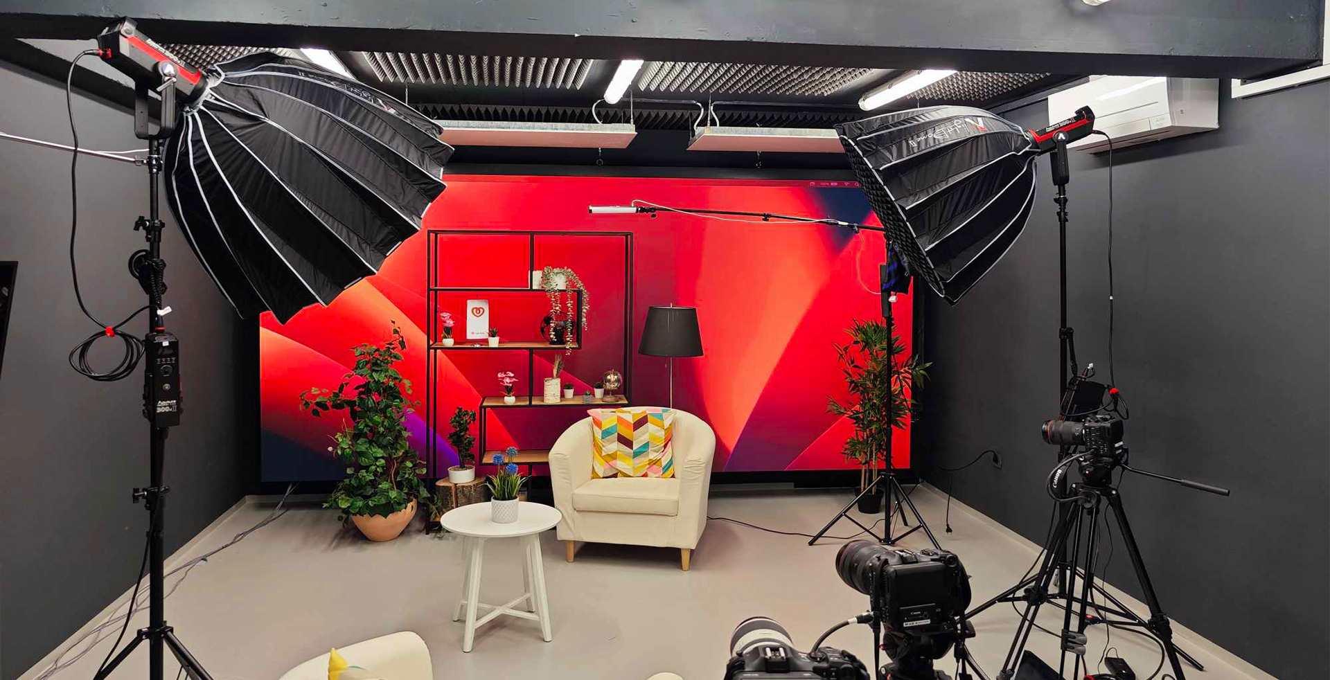 studijski-led-zaslon
