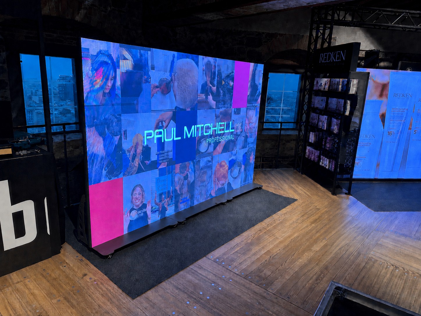 LED posterji P2.5 – odprodaja zalog